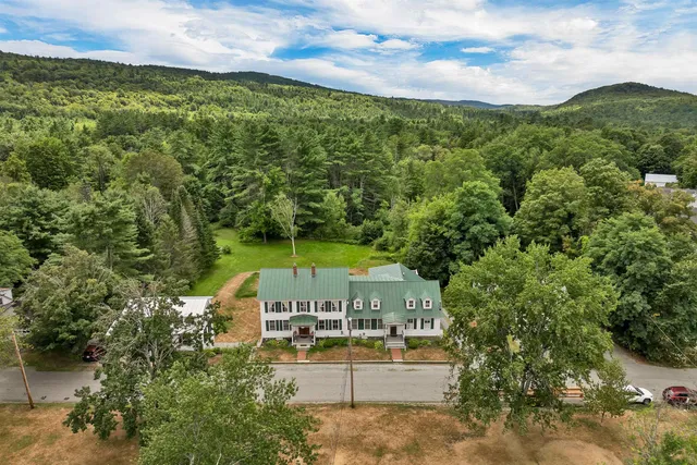 $456,000 | 6 On The Common, Unit 4, Lyme, NH 03768