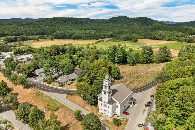 $456,000 | 6 On The Common, Unit 4, Lyme, NH 03768