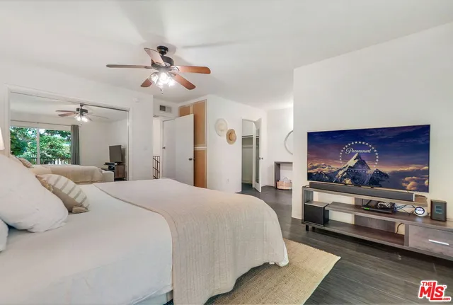 $600,000 | 8121 Canby Avenue, Unit 4, Reseda, CA 91335