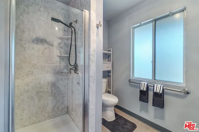 $600,000 | 8121 Canby Avenue, Unit 4, Reseda, CA 91335