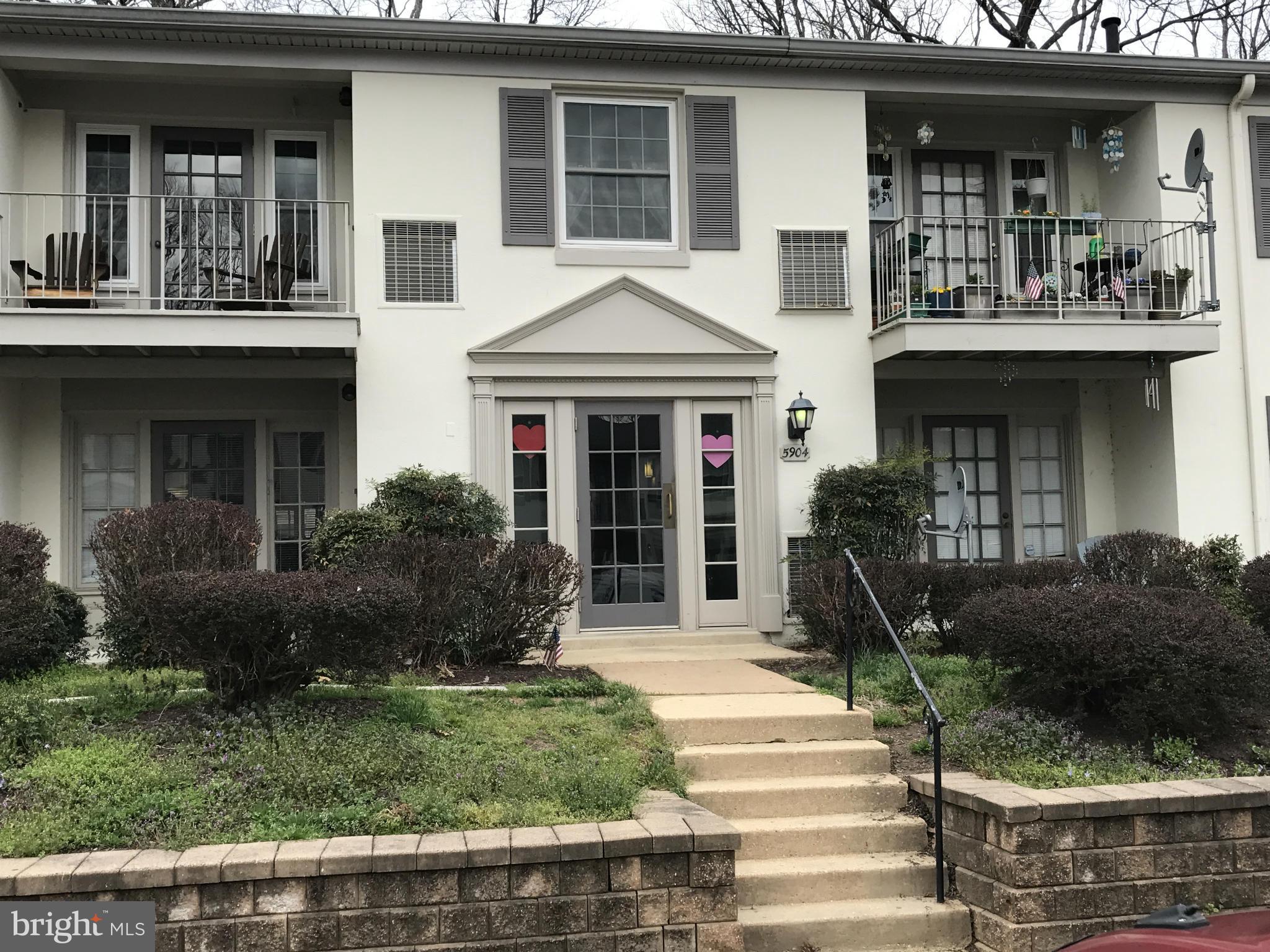 5904 Kingsford Road, Unit 421 Springfield, VA 22152 - Photo 1 of 16 Exterior (General)