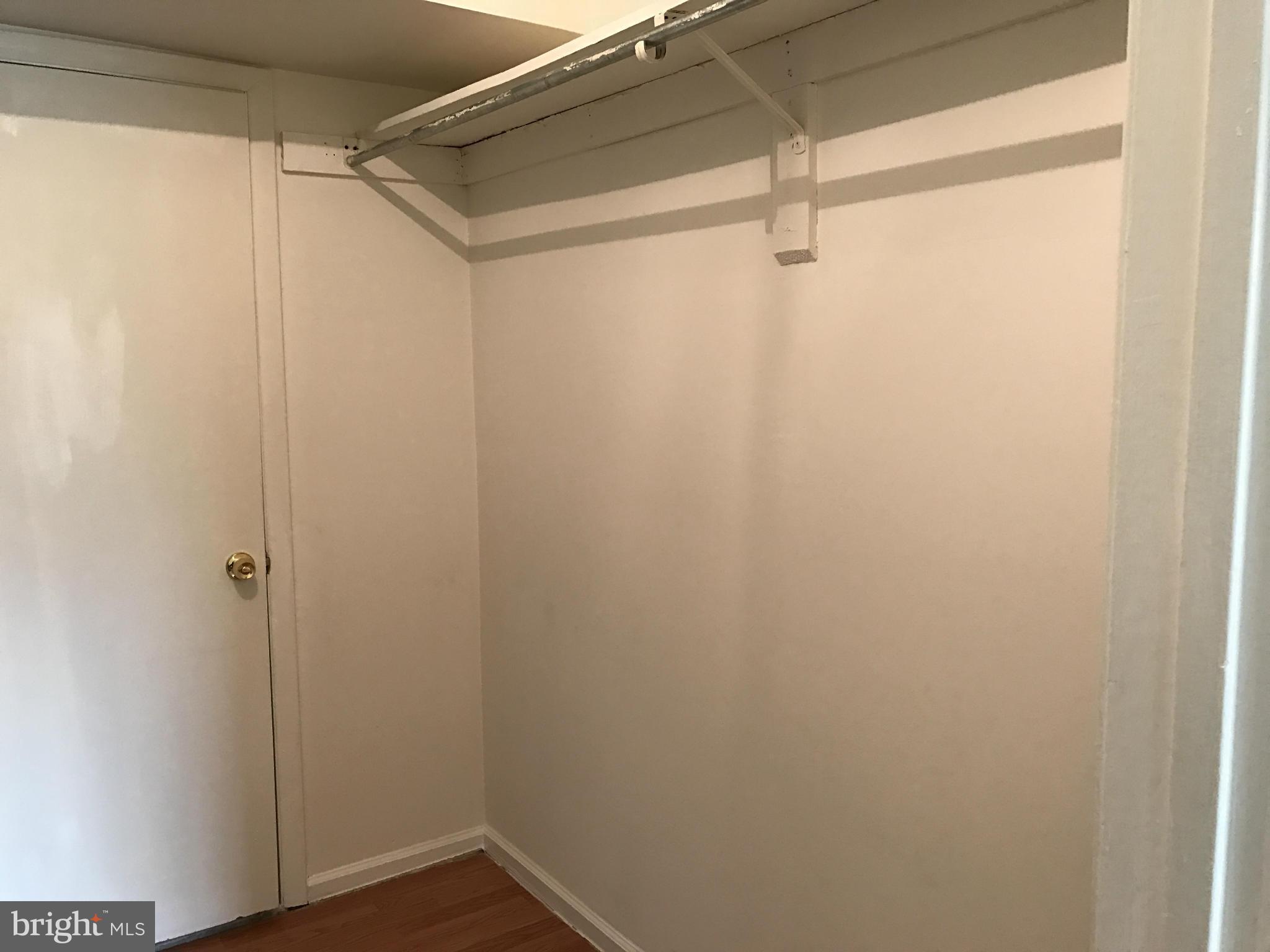 5904 Kingsford Road, Unit 421 Springfield, VA 22152 - Photo 15 of 16 Interior (General)