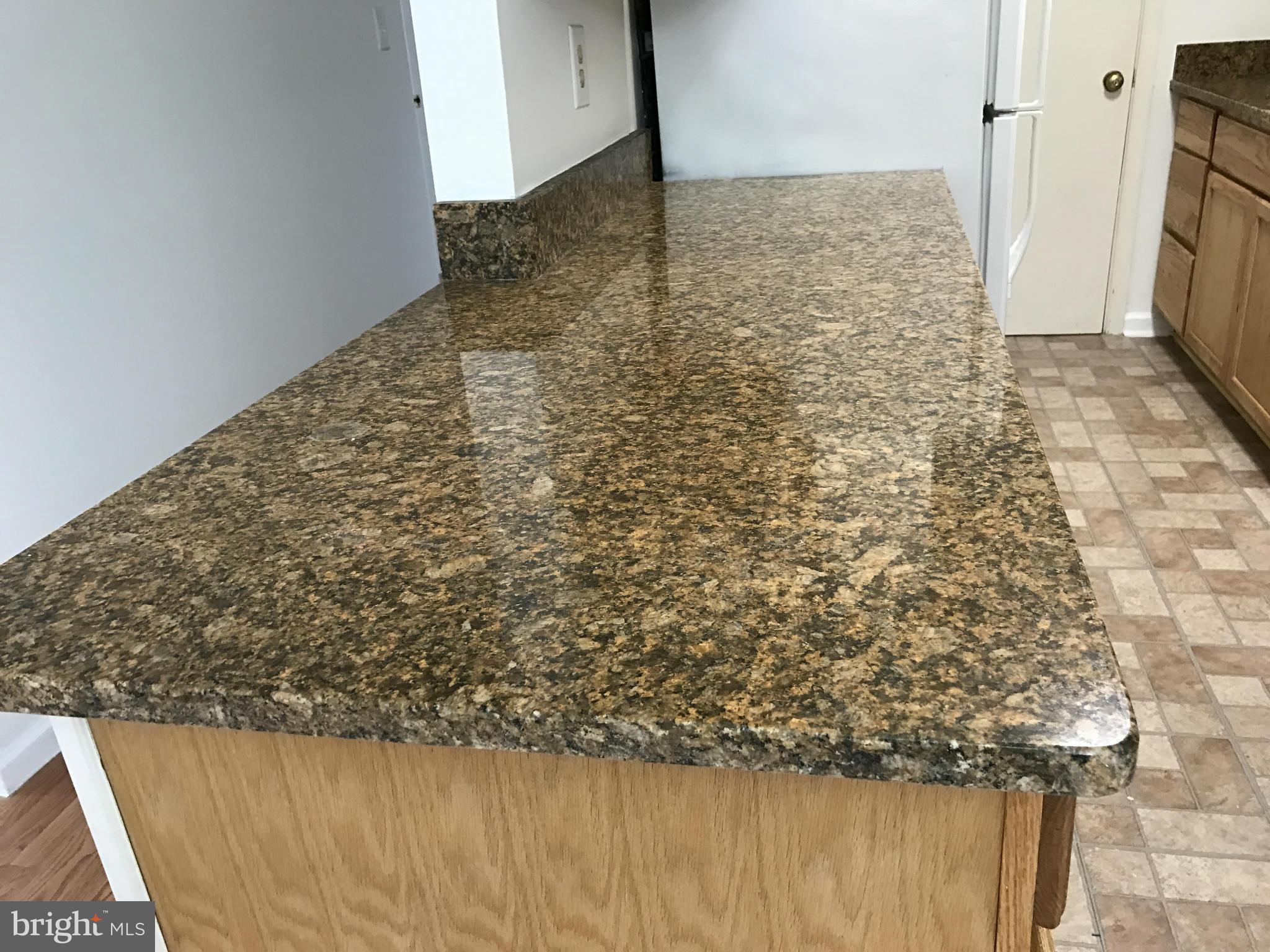5904 Kingsford Road, Unit 421 Springfield, VA 22152 - Photo 7 of 16 Kitchen