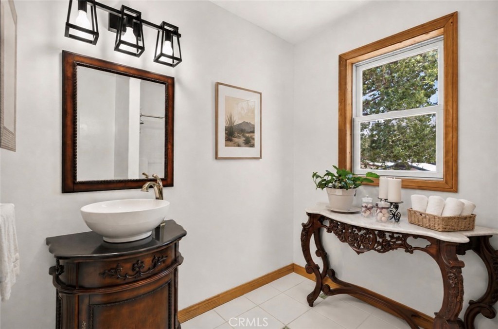 871 Lebec Road Lebec, CA 93243 - Photo 15 of 28 AI Staged