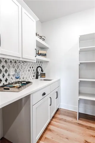 $699,850 | 3222 Southwest Enoch Street, Lee's Summit, MO 64082