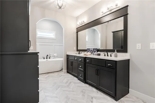 $699,850 | 3222 Southwest Enoch Street, Lee's Summit, MO 64082