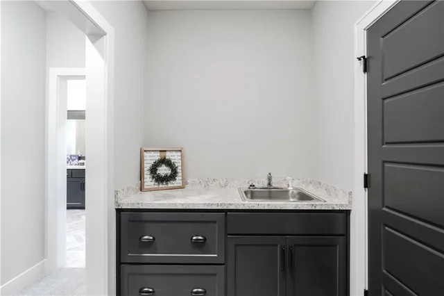 $699,850 | 3222 Southwest Enoch Street, Lee's Summit, MO 64082