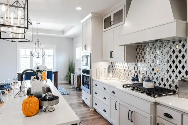 $699,850 | 3222 Southwest Enoch Street, Lee's Summit, MO 64082