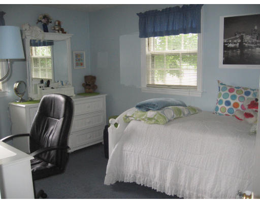 4 Lawrence Road Wayland, MA 01778 - Photo 12 of 13 Gallery Image 12