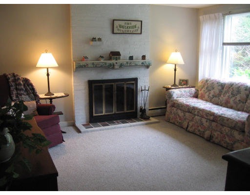 4 Lawrence Road Wayland, MA 01778 - Photo 4 of 13 Gallery Image 4