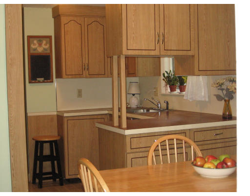 4 Lawrence Road Wayland, MA 01778 - Photo 6 of 13 Gallery Image 6