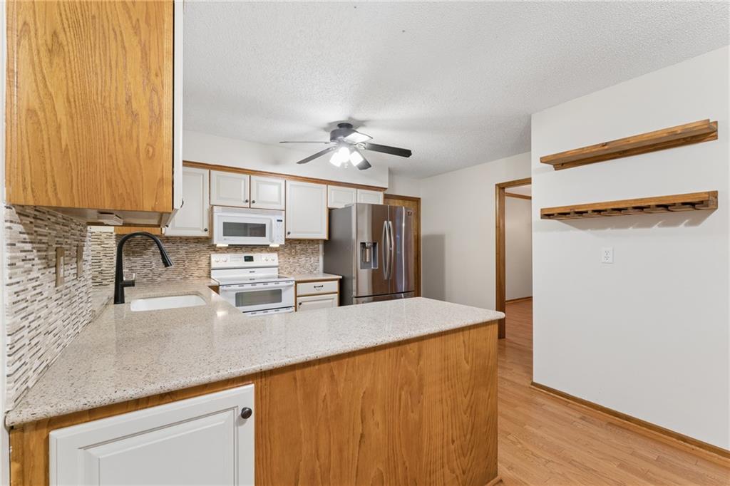 617 West Maple Street Raymore, MO 64083 - Photo 16 of 67