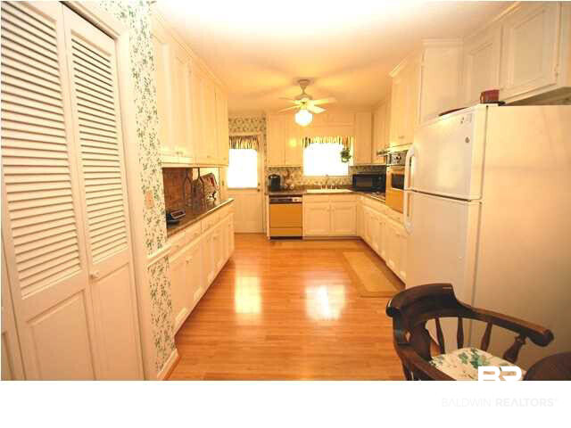 5921 Old Mill Court Mobile, AL 36609 - Photo 7 of 23