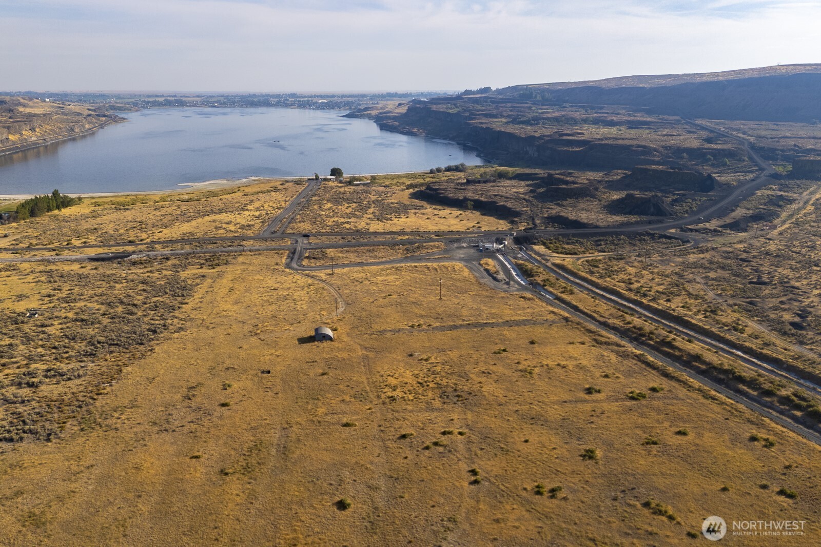 605 Northwest 23rd Road Soap Lake, WA 98851 - Photo 20 of 28 a view of an ocean beach