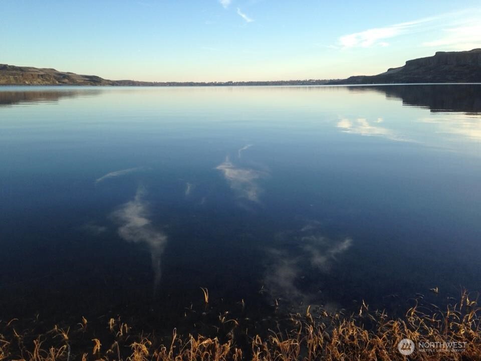 605 Northwest 23rd Road Soap Lake, WA 98851 - Photo 27 of 28 a view of a lake