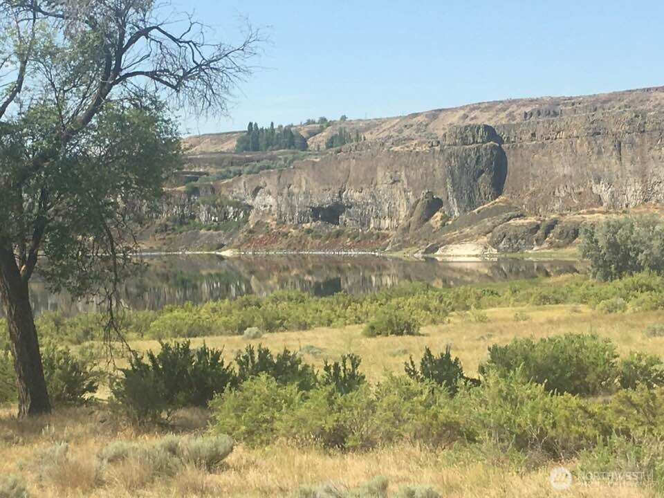 605 Northwest 23rd Road Soap Lake, WA 98851 - Photo 28 of 28 a view of a lake view