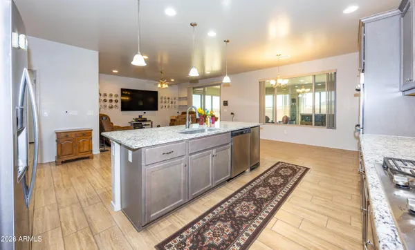 $795,900 | 10122 South Vaquero Lane, Hereford, AZ 85615