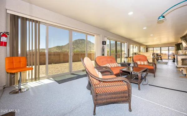 $795,900 | 10122 South Vaquero Lane, Hereford, AZ 85615
