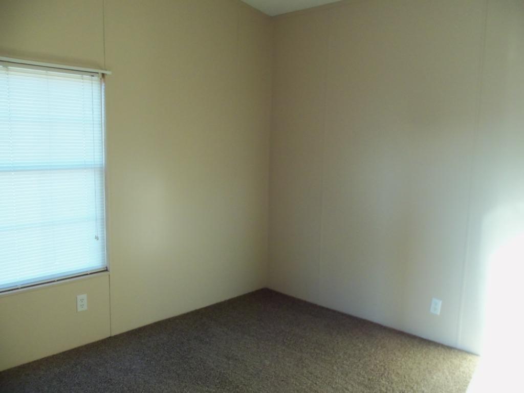 891 Parsonage Road White Pine, TN 37890 - Photo 16 of 29 Office/Den
