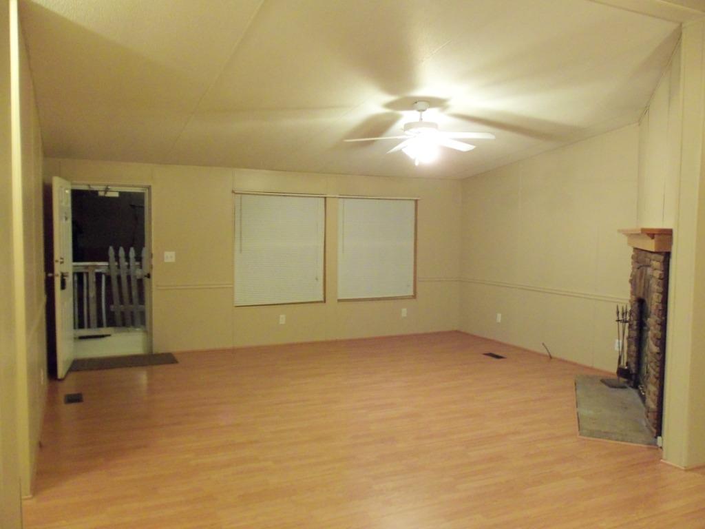 891 Parsonage Road White Pine, TN 37890 - Photo 20 of 29 Living Room