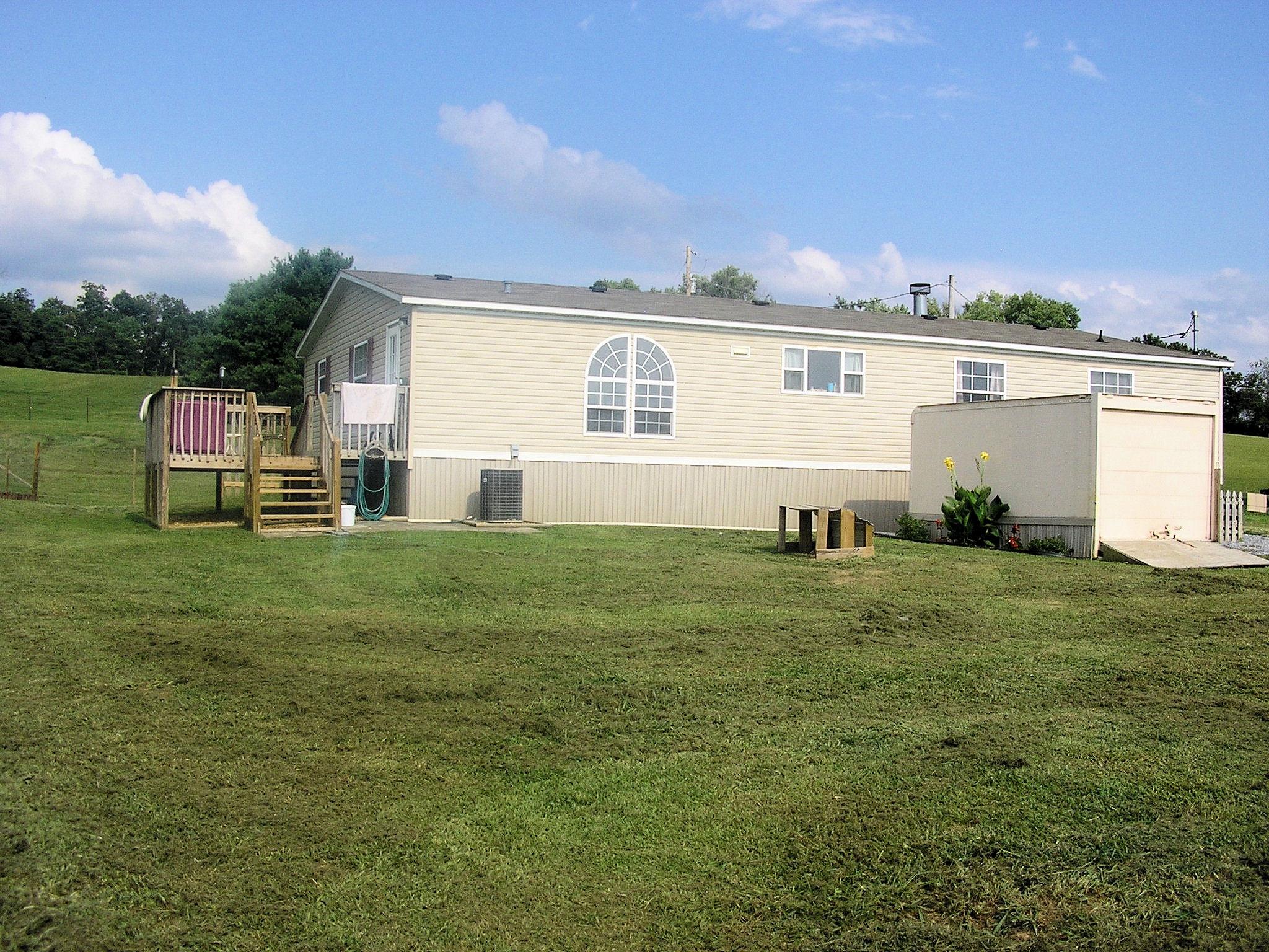 891 Parsonage Road White Pine, TN 37890 - Photo 26 of 29 Back and Storage