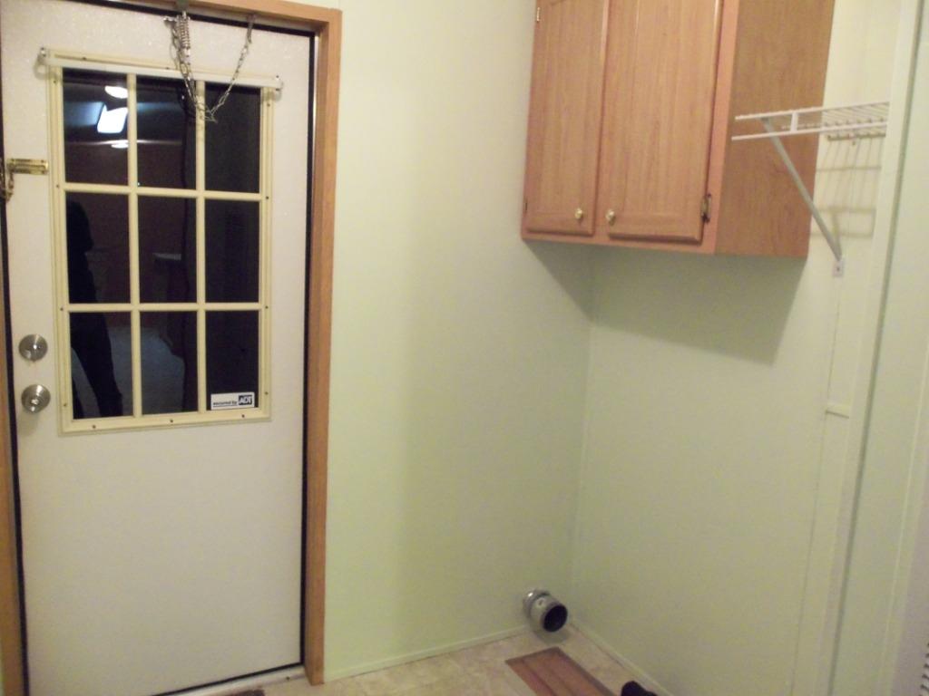 891 Parsonage Road White Pine, TN 37890 - Photo 10 of 29 Laundry Room