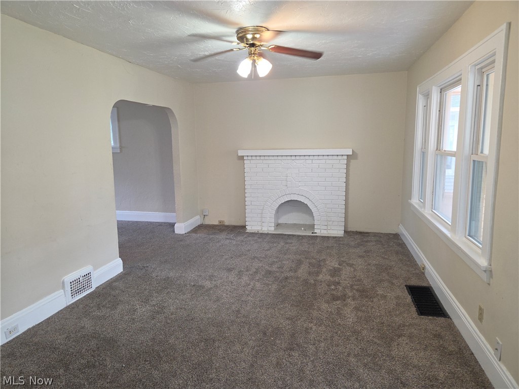 1452 Clermont Road Cleveland, OH 44110 - Photo 3 of 15 Gallery Image 3
