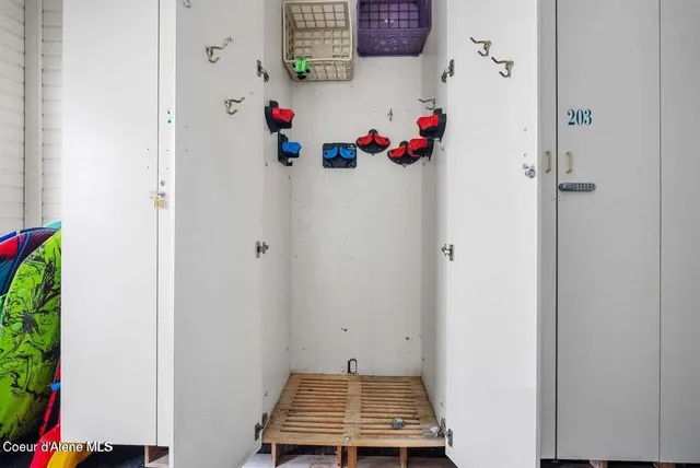 $1,595,000 | 125 Crystal Springs Road, Unit 202, Sandpoint, ID 83864