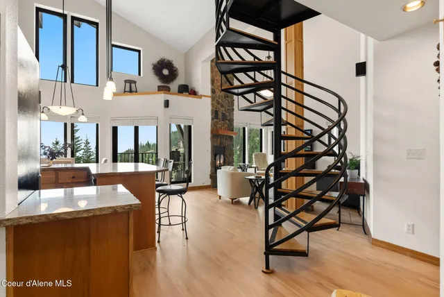 $1,595,000 | 125 Crystal Springs Road, Unit 202, Sandpoint, ID 83864