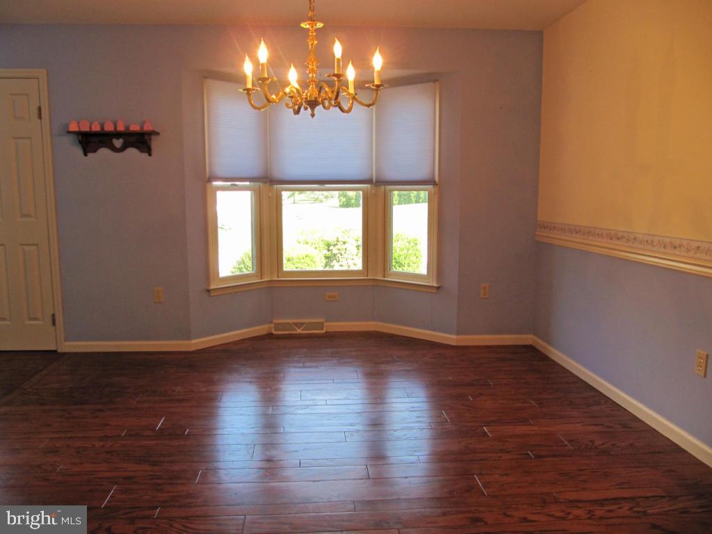 12 Alice Avenue Lititz, PA 17543 - Photo 8 of 25