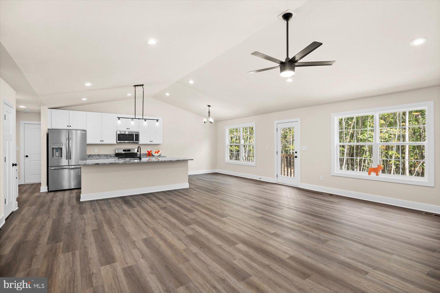 8425 Swan Woods Road Rhoadesville, VA 22542 - Photo 14 of 39 Image of previous home with simliar finishes