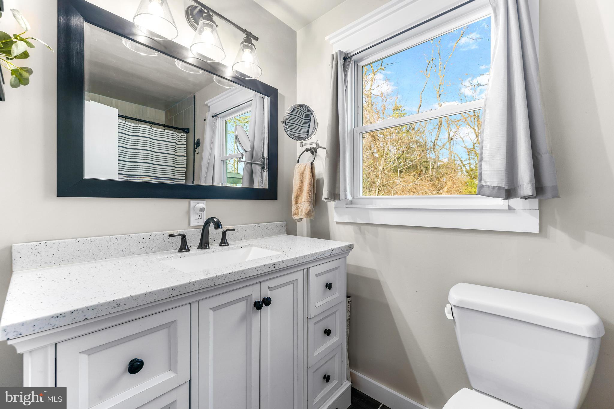 6204 Ebenezer Road Middle River, MD 21220 - Photo 32 of 70