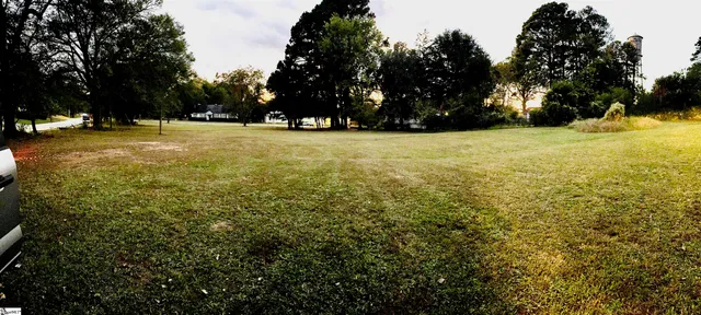 $1,000 | 500 East Georgia Street, Woodruff, SC 29388