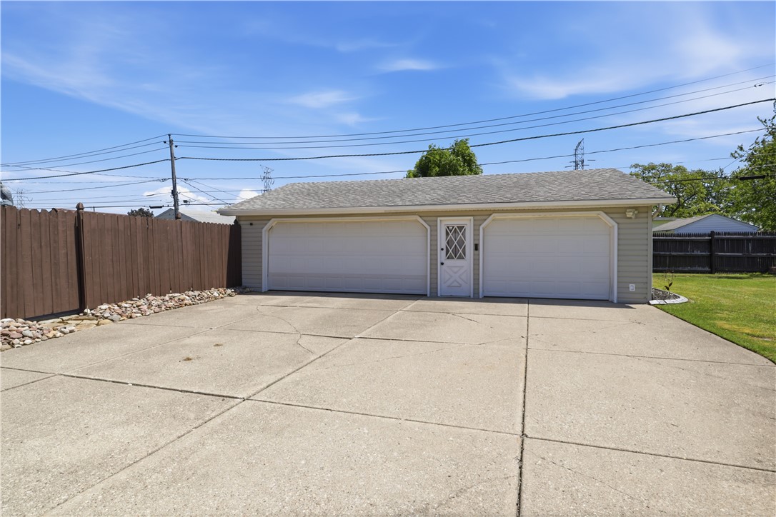 55 Toelsin Road Cheektowaga, NY 14225 - Photo 5 of 35