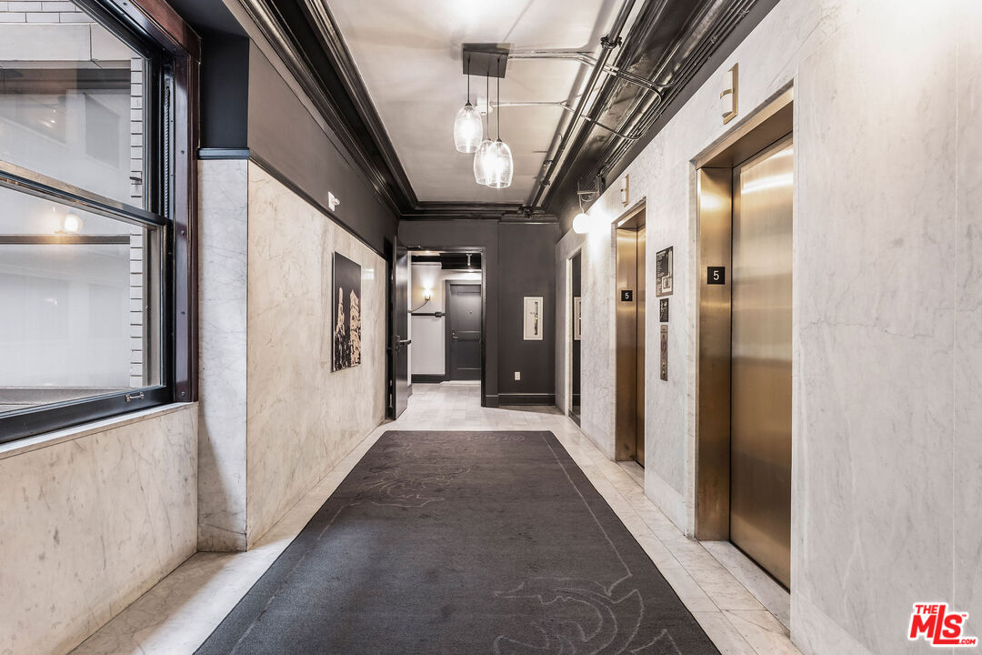 460 South Spring Street, Unit 1114 Los Angeles, CA 90013 - Photo 21 of 29 Gallery Image 21