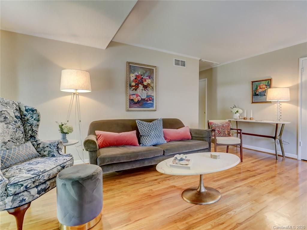 4621 Murrayhill Road Charlotte, NC 28209 - Photo 11 of 38 Gallery Image 11