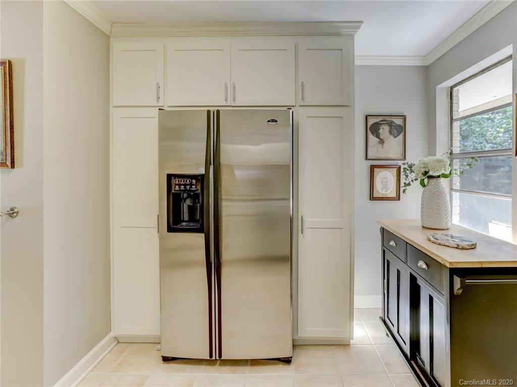 4621 Murrayhill Road Charlotte, NC 28209 - Photo 17 of 38 Gallery Image 17