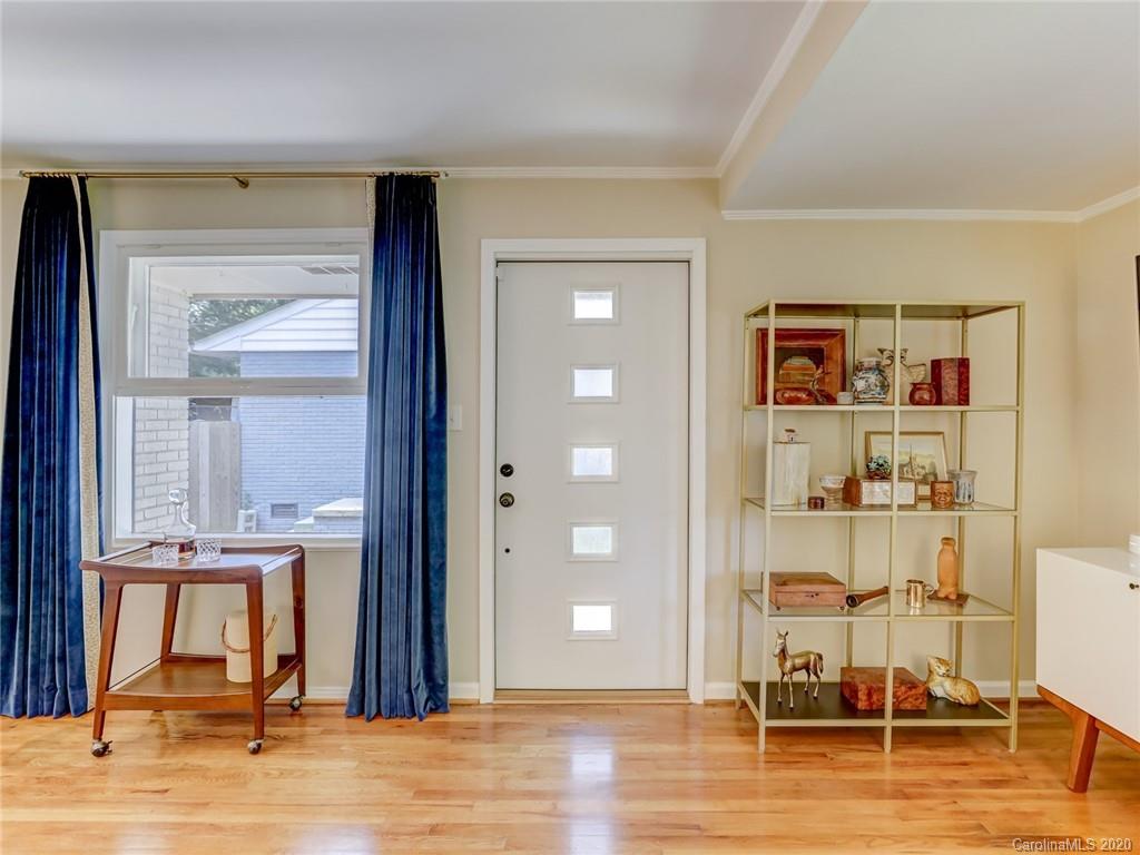 4621 Murrayhill Road Charlotte, NC 28209 - Photo 8 of 38 Gallery Image 8