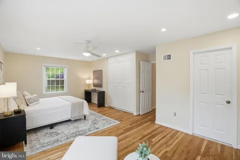 $1,375,000 | 9614 Percussion Way, Vienna, VA 22182