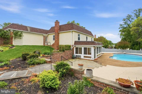 $1,375,000 | 9614 Percussion Way, Vienna, VA 22182