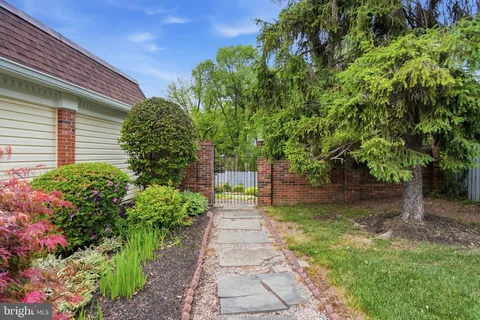 $1,375,000 | 9614 Percussion Way, Vienna, VA 22182