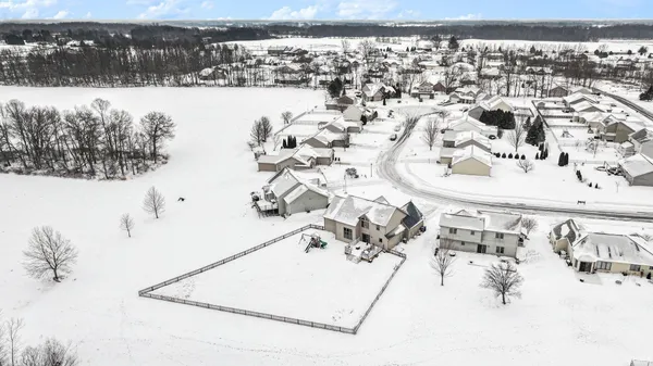 $389,900 | 2152 Heather Court, Warsaw, IN 46580