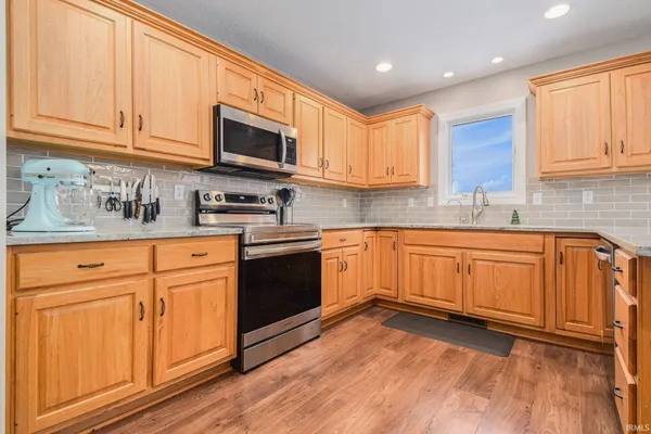 $389,900 | 2152 Heather Court, Warsaw, IN 46580