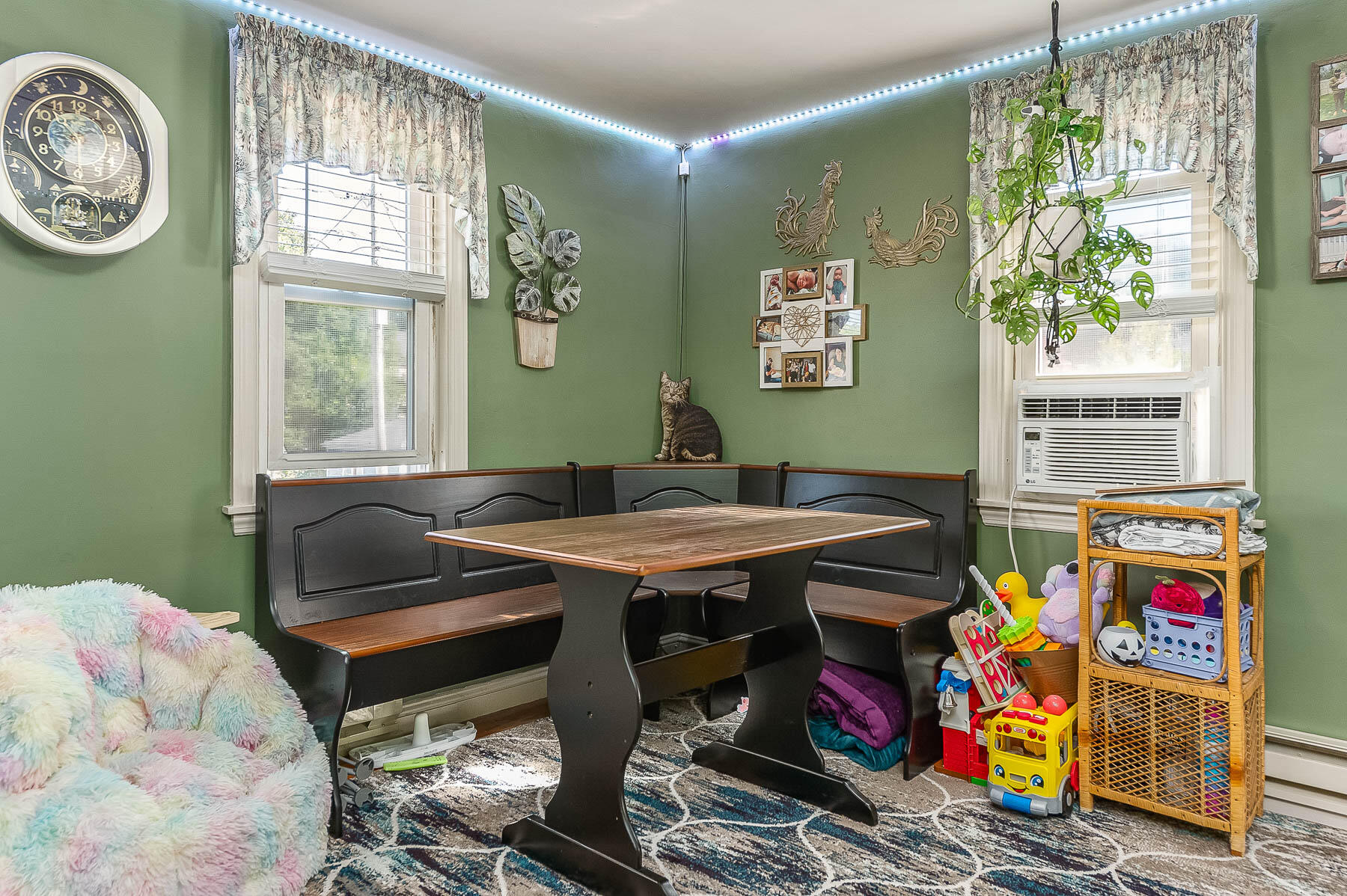 10 Mitchell Street Sanford, ME 04073 - Photo 19 of 29 Dining Area