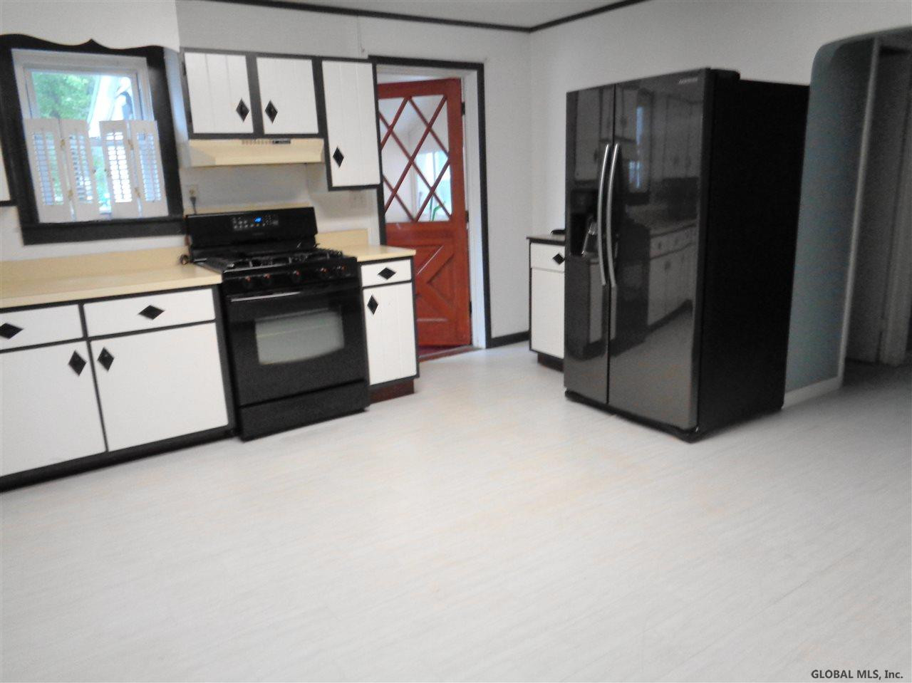 12 Lape Road Halfmoon, NY 12188 - Photo 8 of 26 Photo 8