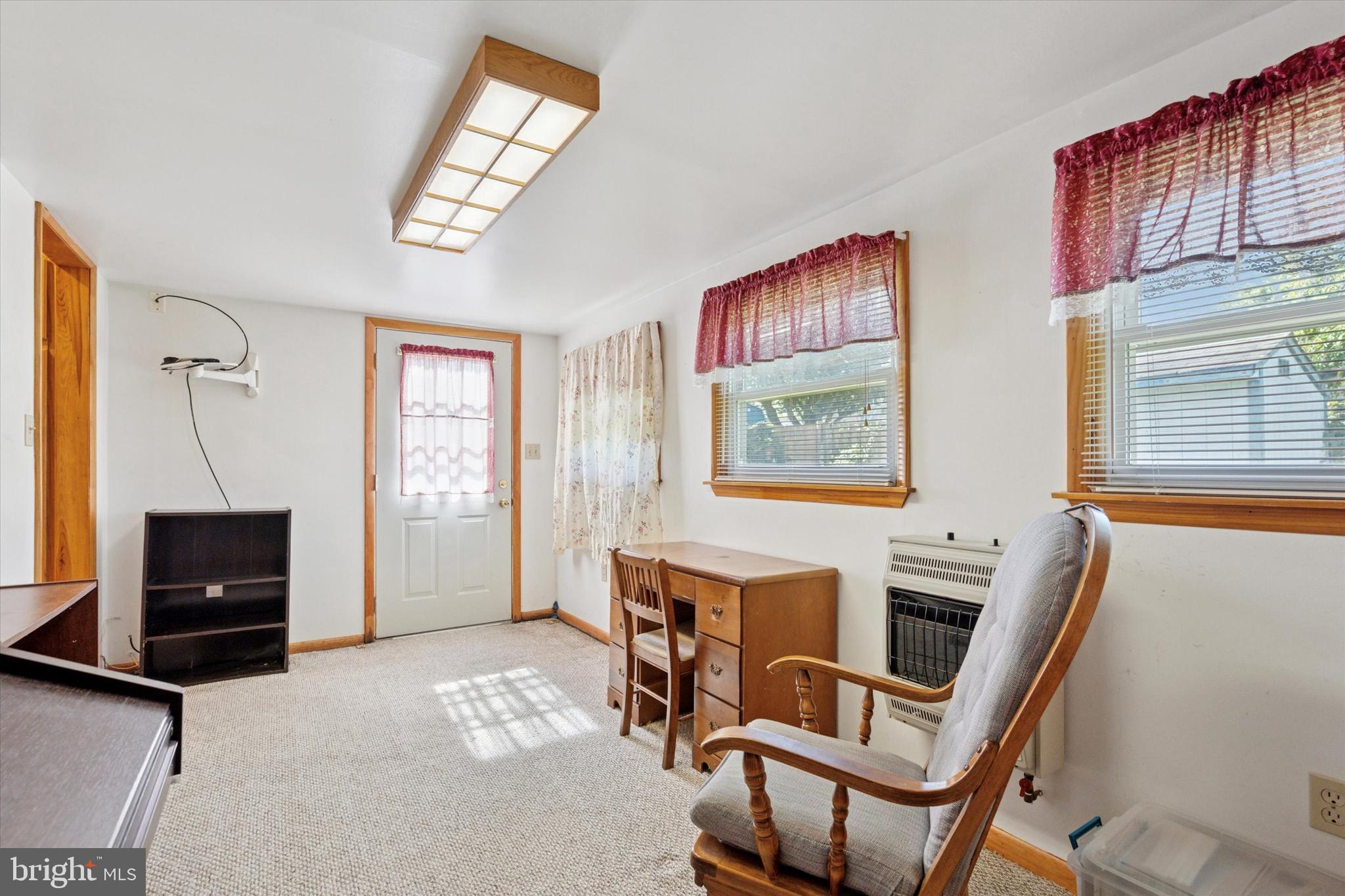 31 Quickset Road Levittown, PA 19057 - Photo 18 of 35 Gallery Image 18