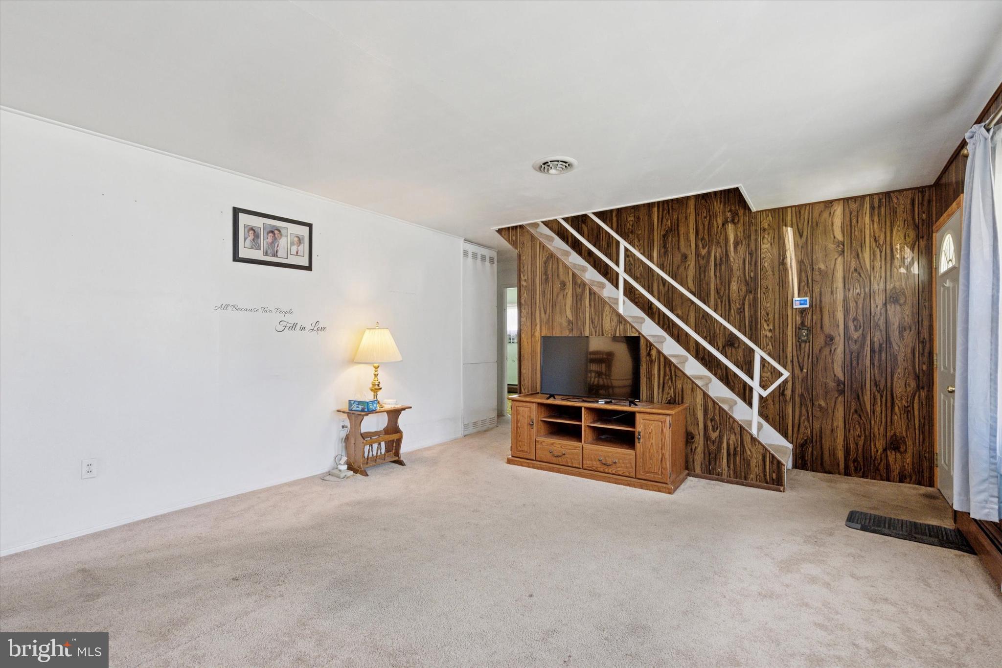31 Quickset Road Levittown, PA 19057 - Photo 5 of 35 Gallery Image 5