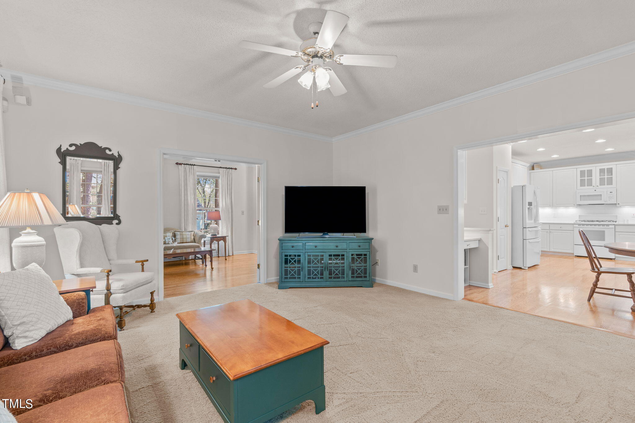 507 Heathridge Lane Cary, NC 27513 - Photo 13 of 42 Family Room