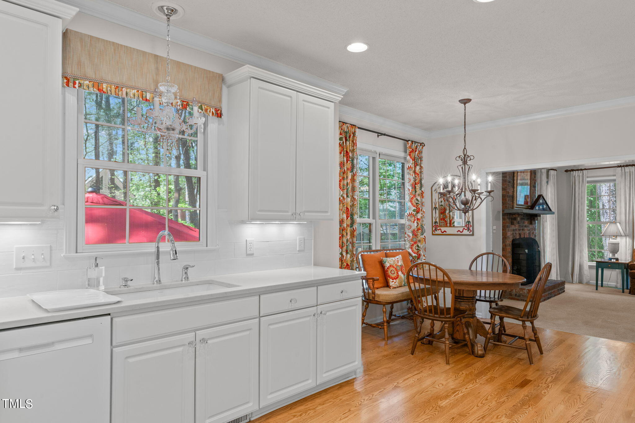 507 Heathridge Lane Cary, NC 27513 - Photo 19 of 42 Kitchen