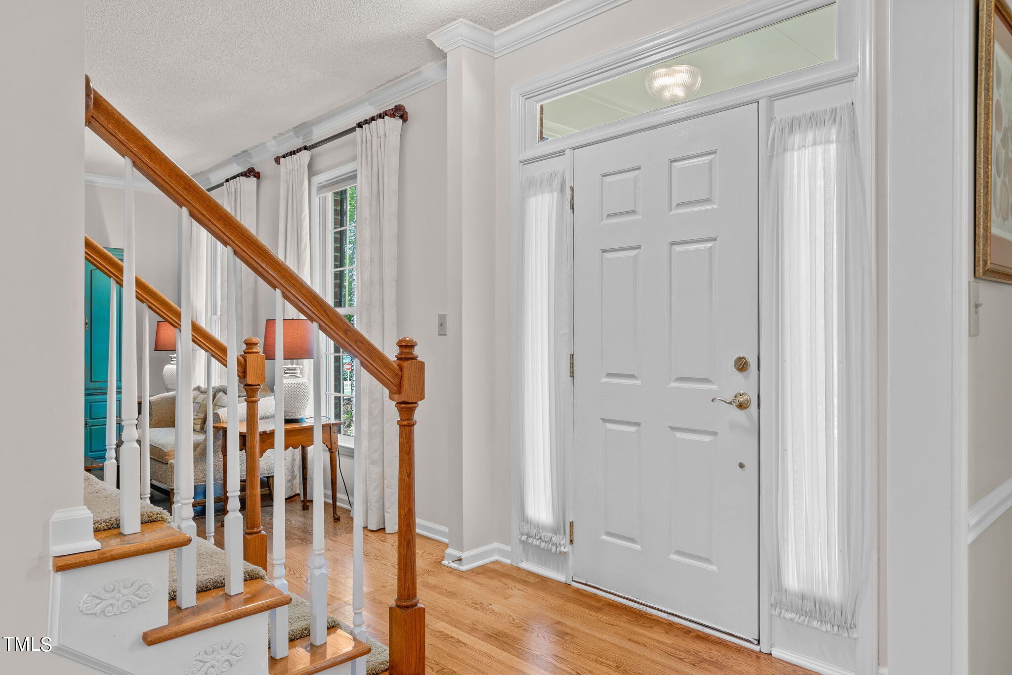 507 Heathridge Lane Cary, NC 27513 - Photo 4 of 42 Foyer